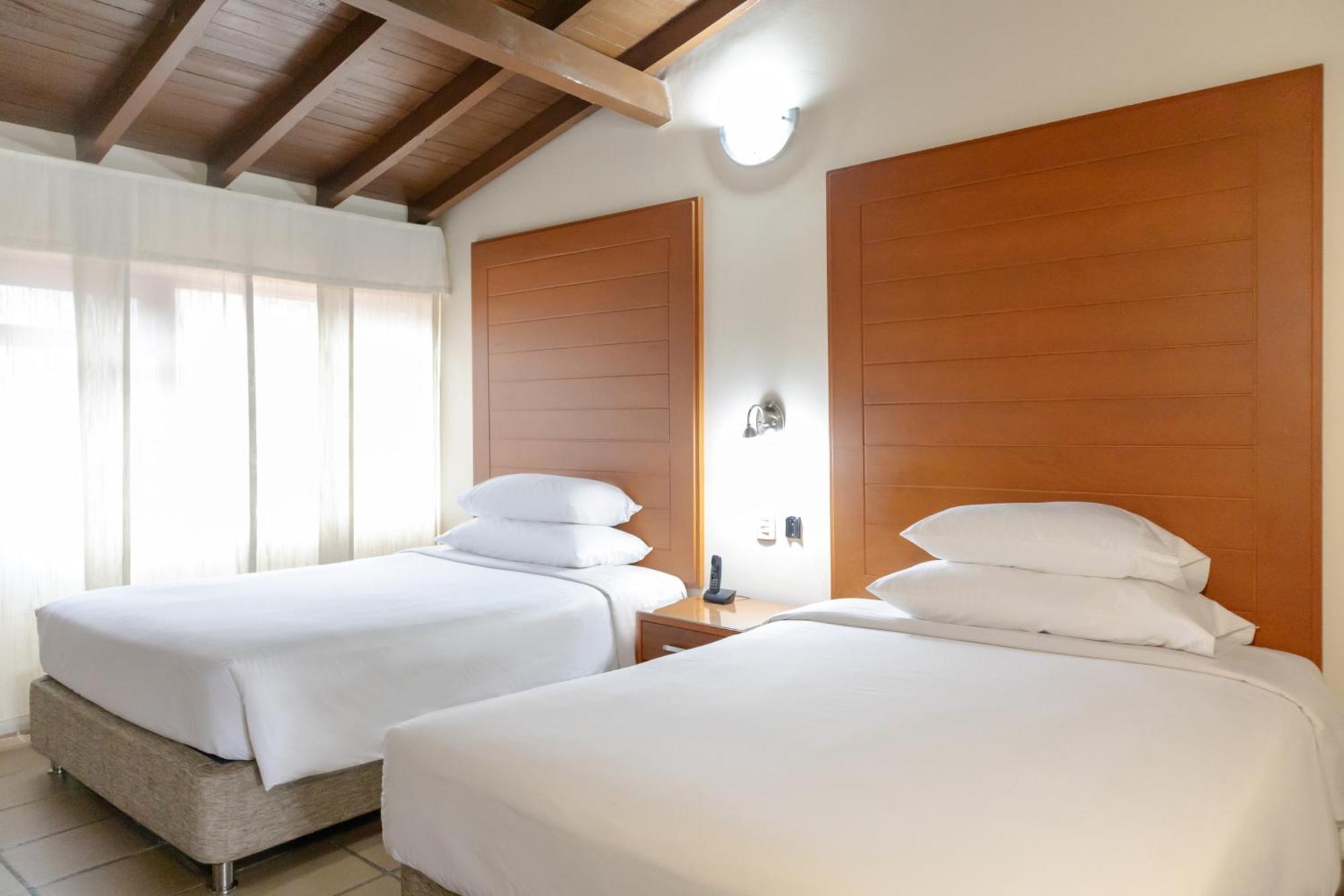 Hotel Faranda Bolivar Cucuta, A Member Of Radisson Individuals Bagian luar foto